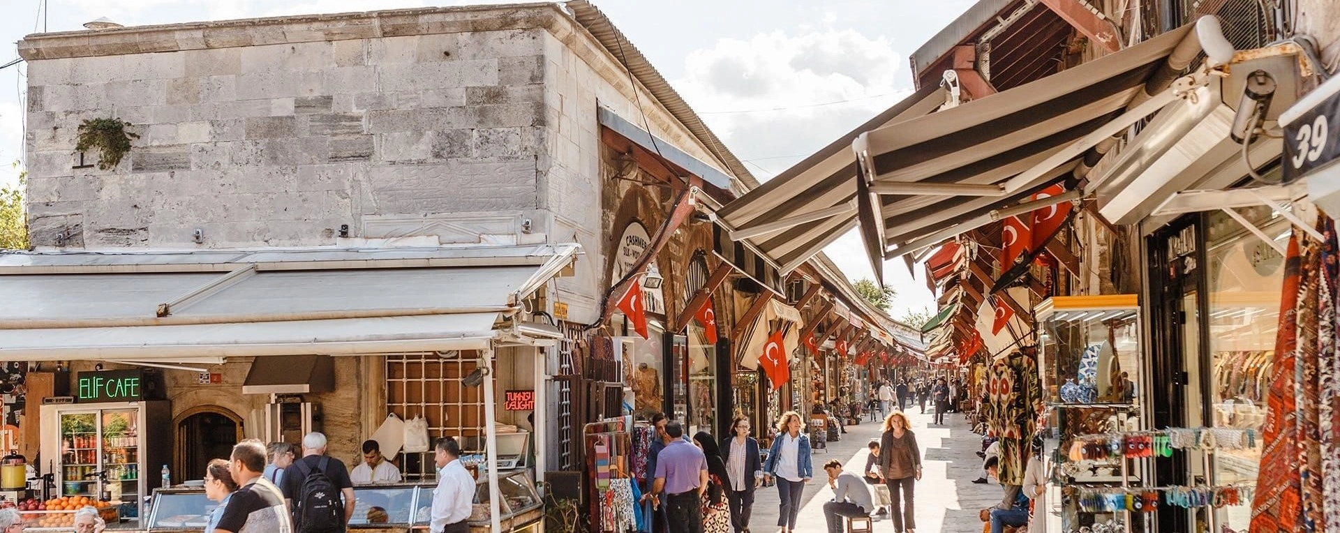Arasta Bazaar Istanbul Sultanahmet historic Ottoman market behind Blue Mosque