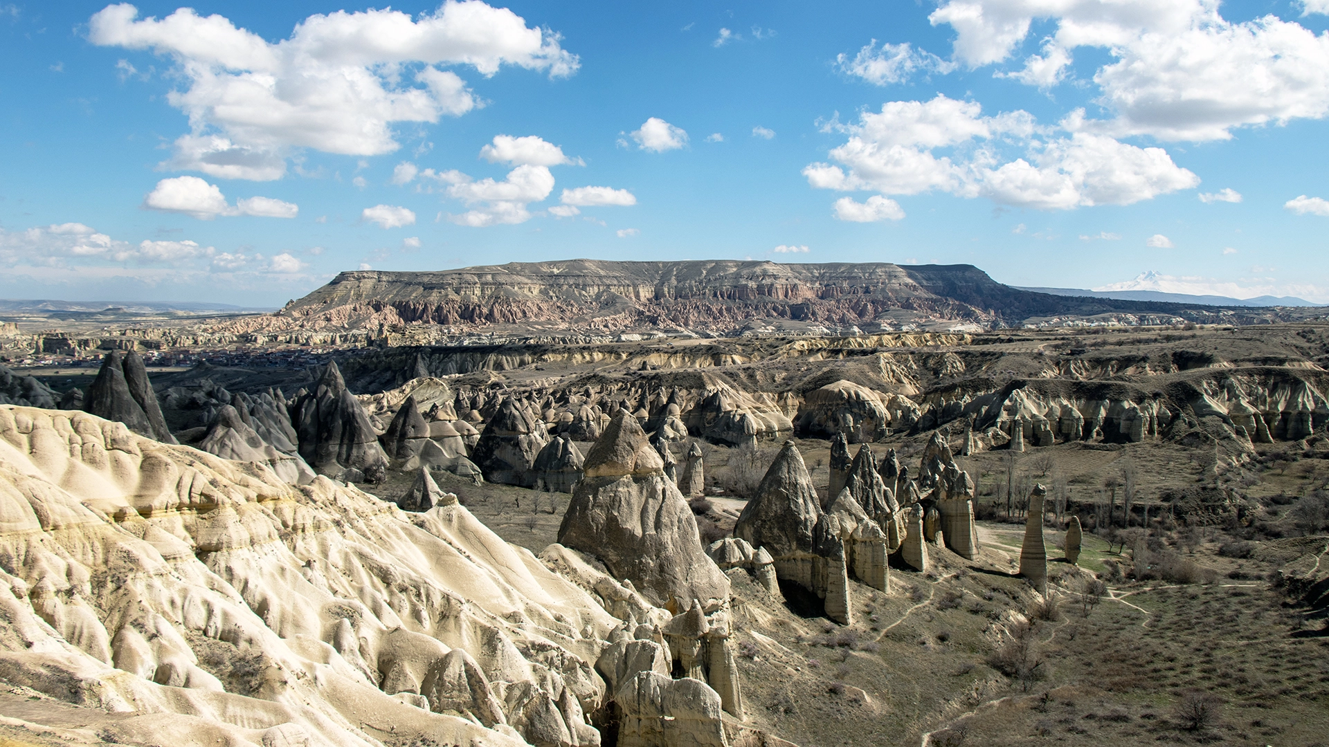 Private tour experience in Cappadocia with fairy chimneys and valleys