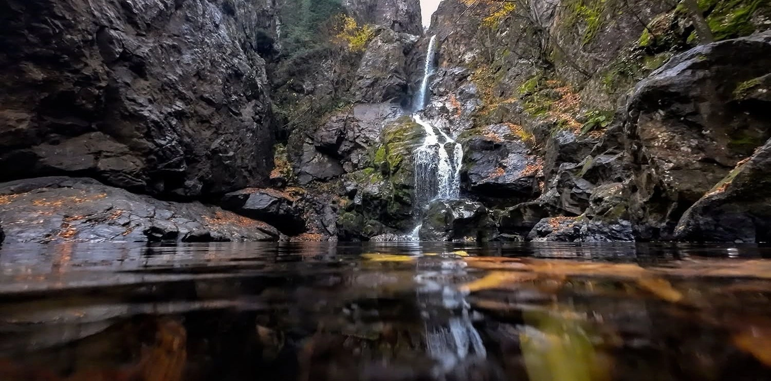 Erikli Double Waterfall Yalova City Forest Cinarcik