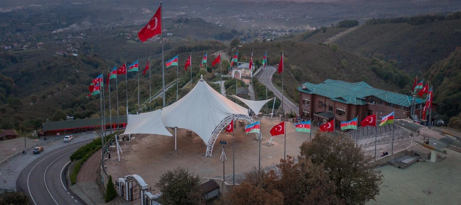 Hendek Bayraktepe Sakarya panoramic viewpoint flags and memorials