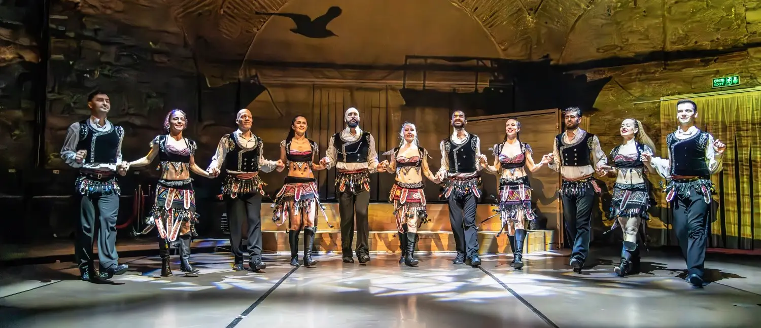 Traditional dance performance at Hodjapasha Istanbul