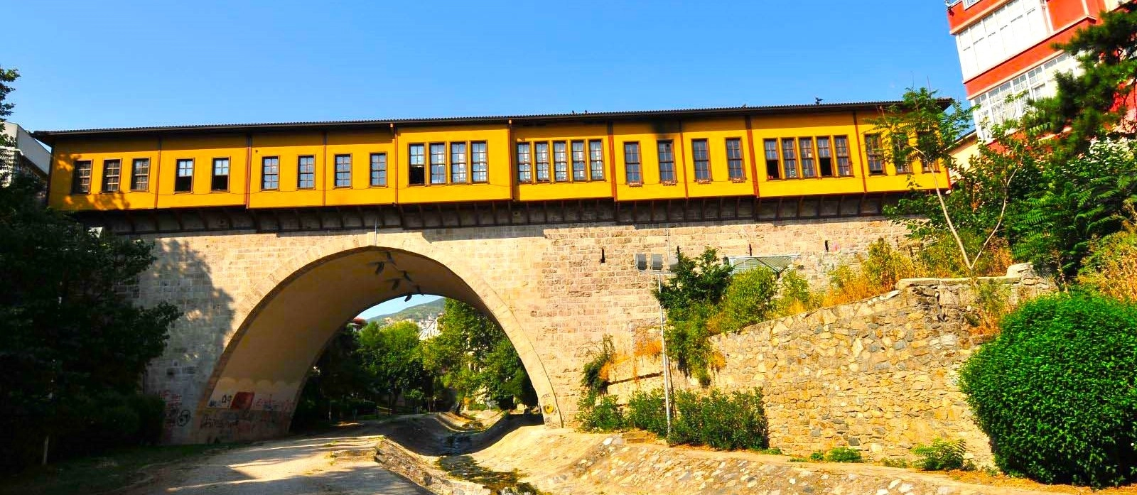 Private Irgandi Bridge and historic Bursa bazaar tour