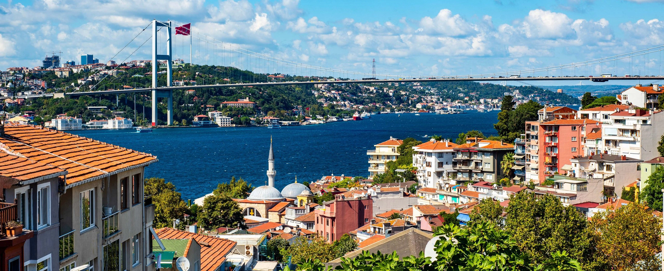 Kuzguncuk Istanbul colorful houses multicultural heritage near Çengelköy
