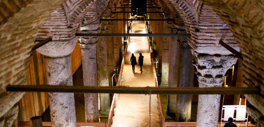 The Basilica Cistern - Yerabatan Sarnici