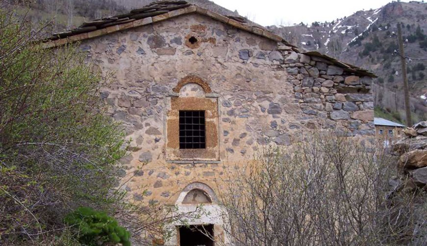 Iglesia de Aydinlar