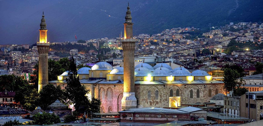 La Gran Mezquita (Ulu Camii)