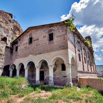 La iglesia de Cemil