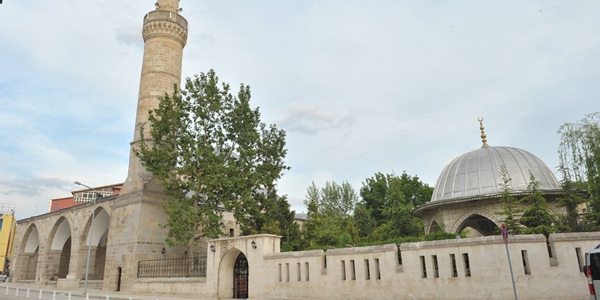 Gran Mezquita y Tas Madrasa