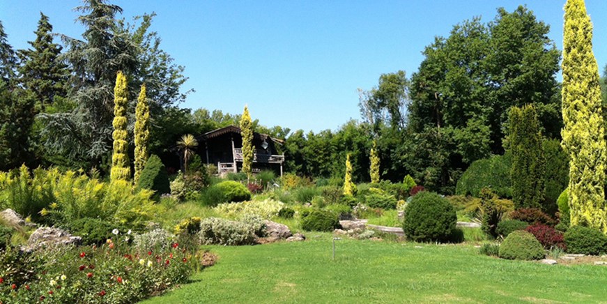 Arboreto Karaca (Jardín Botánico)