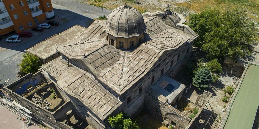 Iglesia Armenia Surp Krikor Lusavoric