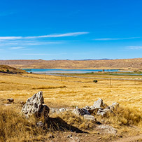 Cuevas de Roca Todurge y Lago