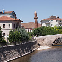 Schiefes Minarett (Eğri Minare)