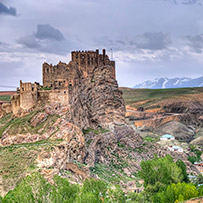 Hoşap-Burg – mittelalterliche Festung im Südosten der Türkei