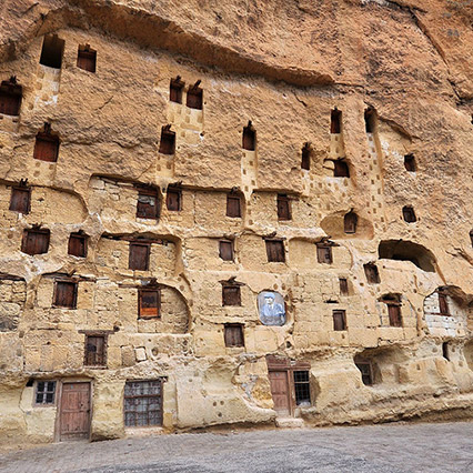 Getreidespeicher von Taşkale & Manazan-Höhlen