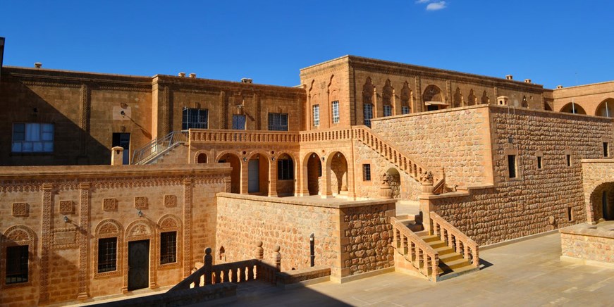 Kloster Deyrulzafaran (Mor Hananyo).
