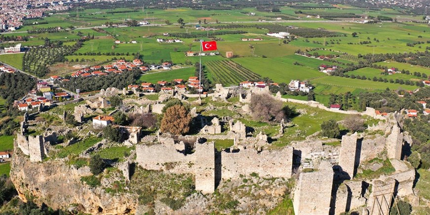 Mittelalterliche Stadt Beçin
