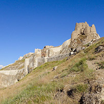 Burg Van – monumentale urartäische Festung mit Blick auf den Vansee